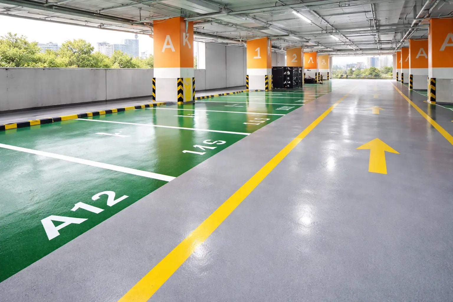 Полимерное покрытие пола для парковки с разметкой и защитным слоем